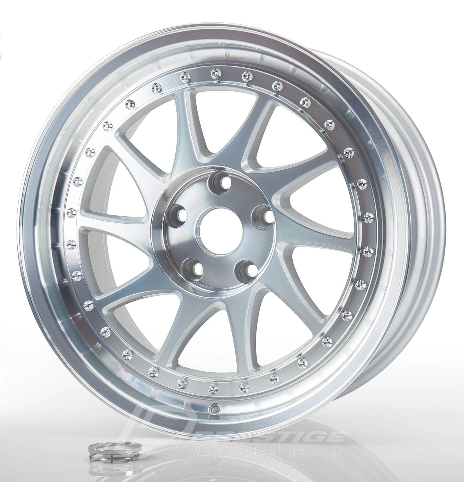 JAPAN RACING JR26 8x16 4x100/4x108 ET25 CB67